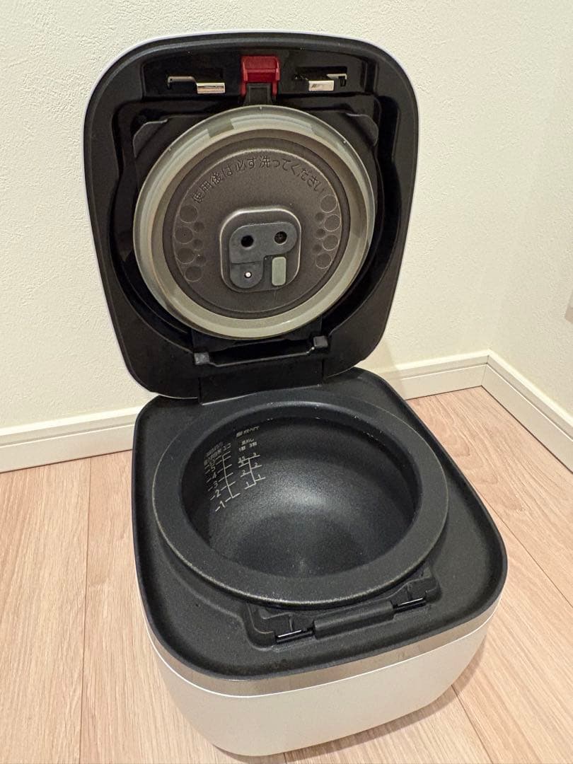 タイガー THE炊きたて JPX-102X 土鍋圧力IH炊飯器 5.5合