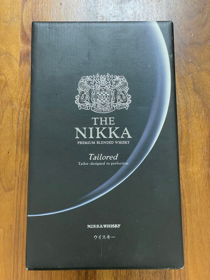 THE NIKKA Tailored 43% プレミアムブレンドウイスキー